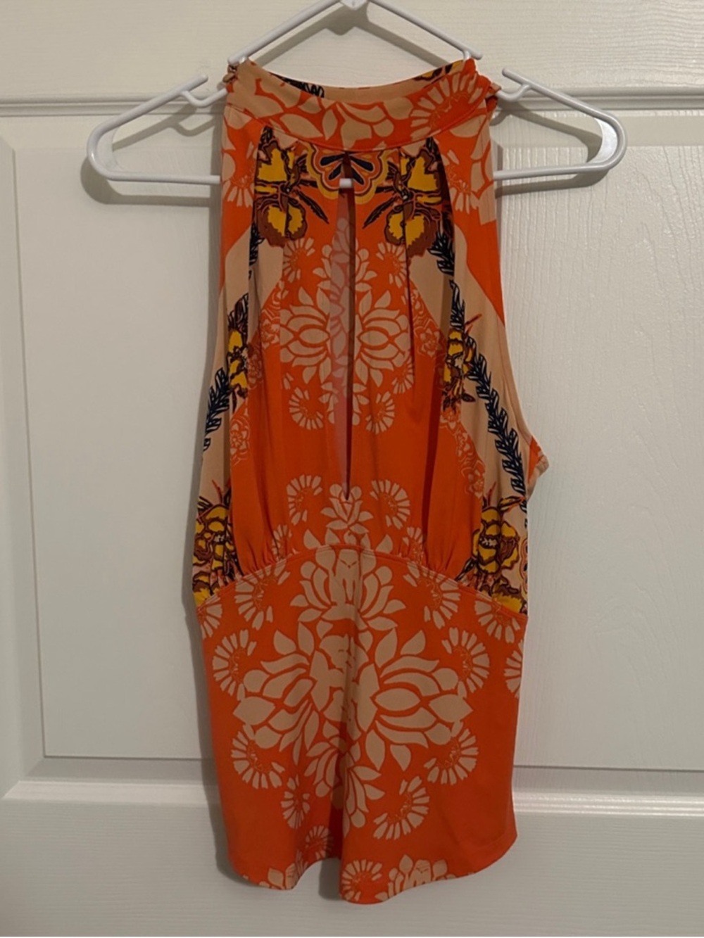 Free People Darcy Paisley Print Sleeveless Blouse! Super rare! Like new. Size L
